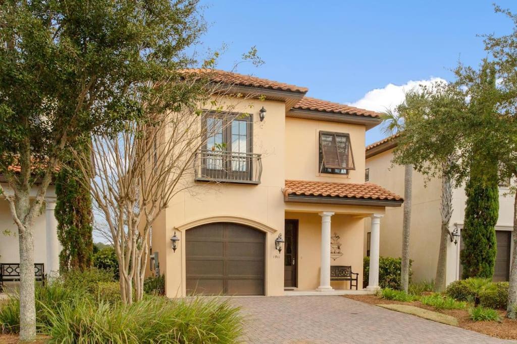 4 Bedroom House On The Golf Course With 2 Golf Carts! دستين المظهر الخارجي الصورة